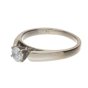 Gorgeous 14K White Gold .30CT Diamond Engagement Ring