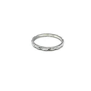 18K White Gold 2mm Floral Engraved Milled Edge Band