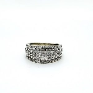 10K White Gold 1.00CT TDW Round & Baguette Cut Diamond Ring