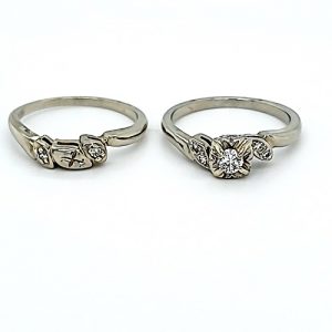 18K White Gold 7 Diamond 2 Ring Wedding Set