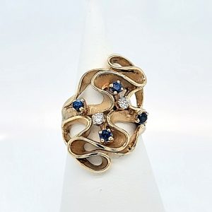 14K Yellow Gold 4 Round Blue Sapphires & 2 Diamond Wavy Ring