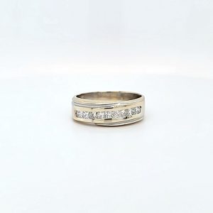 18K White Gold 9 Princess Cut Diamond Band Style Ring