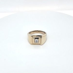 14K White Gold .22CT Round Brilliant Cut Diamond Solitaire Signet Style Ring