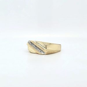 10K Yellow Gold 3 Diamond Accent Signet Style Ring