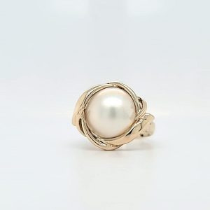 14K Yellow Gold 13mm Mabe Pearl Ring