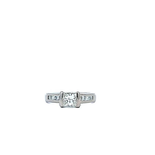 14K White Gold Engagement Ring w/ .91CT SI-2 Princess Cut Diamond Centre & 8 Princess Cut Diamonds 1.04TDW