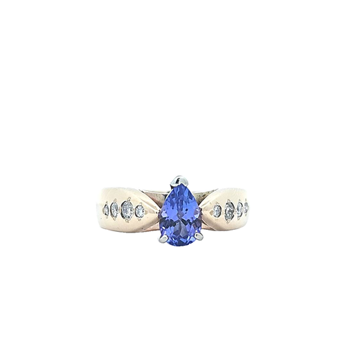 14K Yellow Gold Ring w/ Pear Shaped Tanzanite Centre & 8 Diamonds