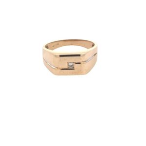 10K Yellow Gold .05CT RBC Diamond Centre Signet Style Ring